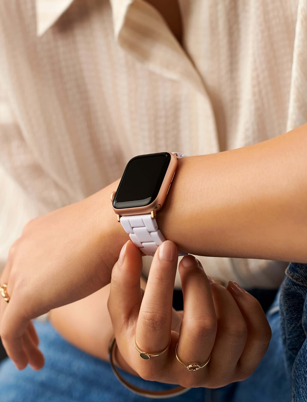 How to Clean Your Apple Watch | The Salty Fox