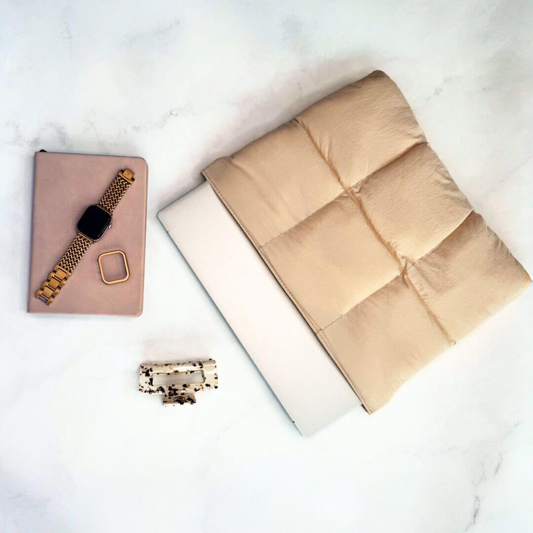 Frankie Puffy Laptop Sleeve - Oat